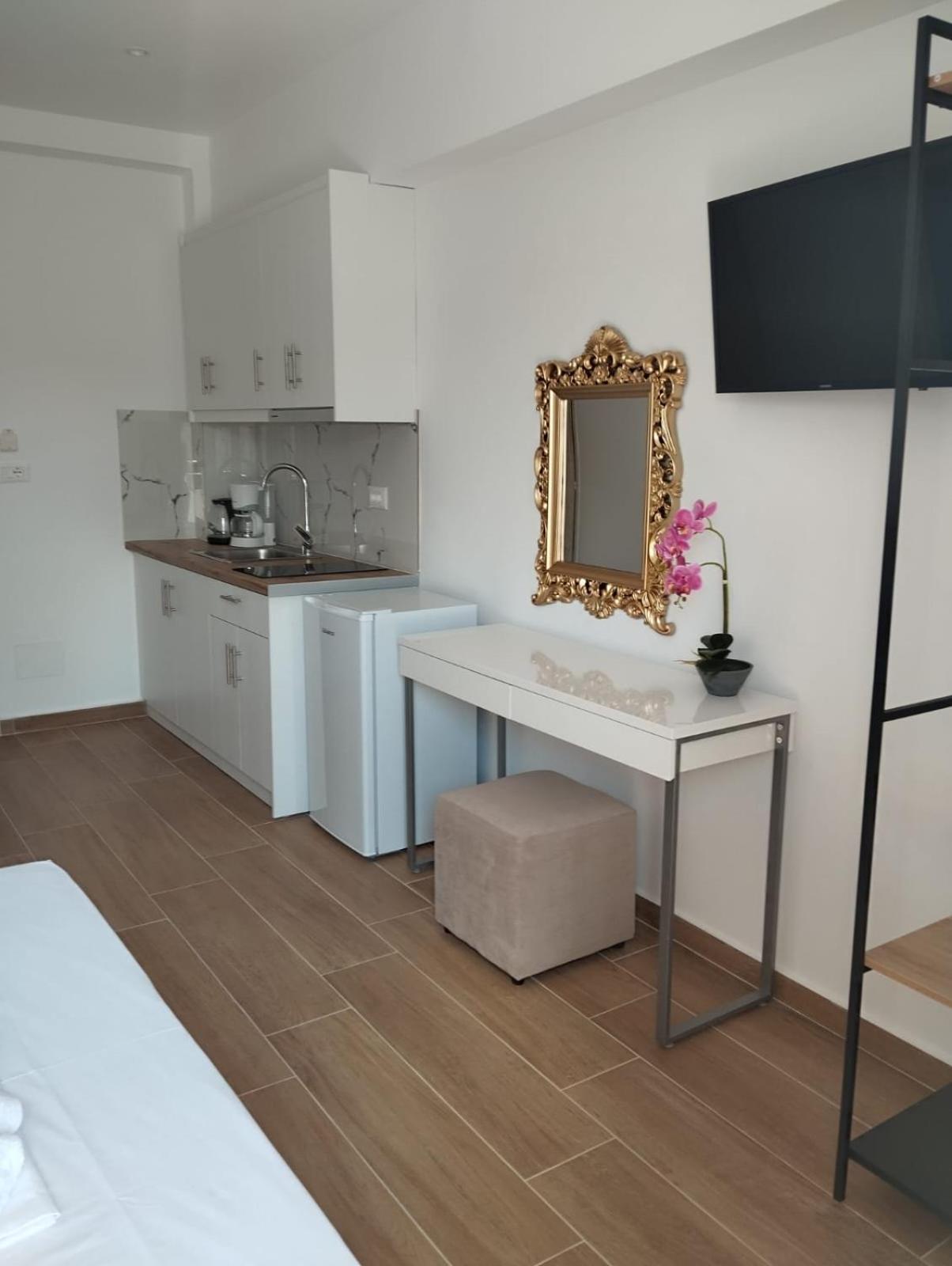 Amente Apartaments Ксамил Экстерьер фото